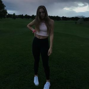 Meet your Posher, Franci